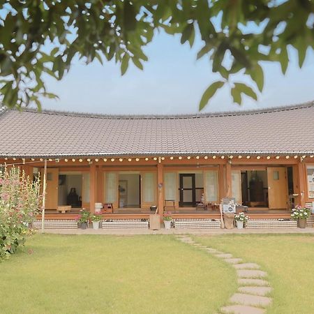 Daoljae Hanok Pension سون تشون المظهر الخارجي الصورة